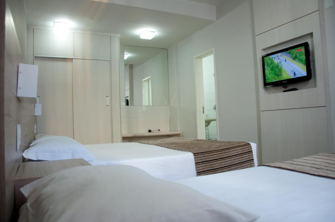 Hotel Linhatur Linhares Zewnętrze zdjęcie